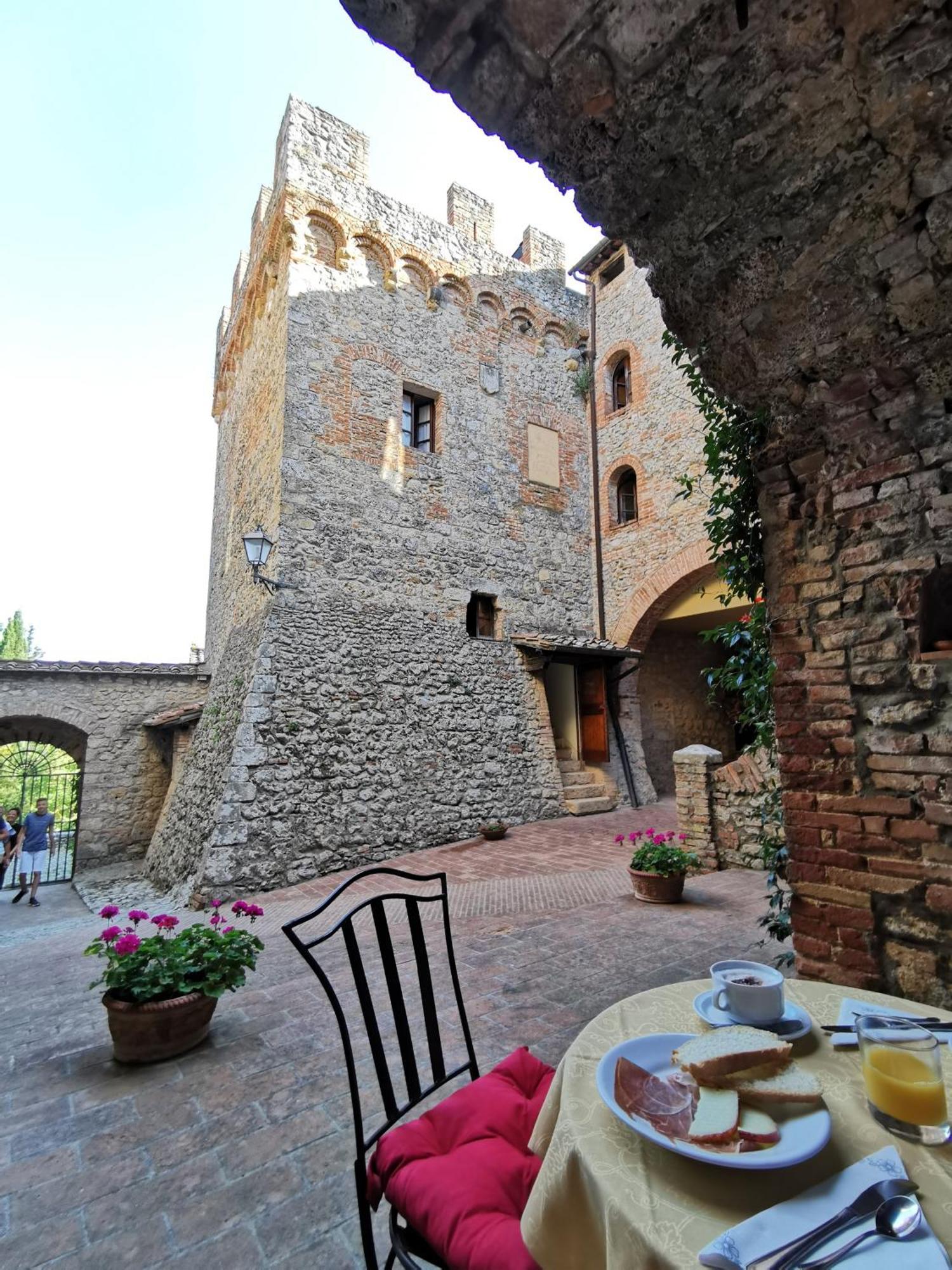 Willa Castel Pietraio Monteriggioni Zewnętrze zdjęcie
